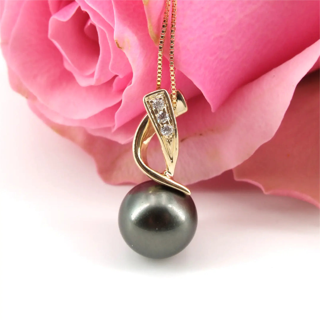 Perlenschmuck mit Diamanten