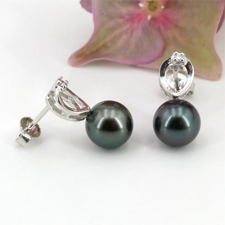 Ohrstecker mit Perlen und Diamanten