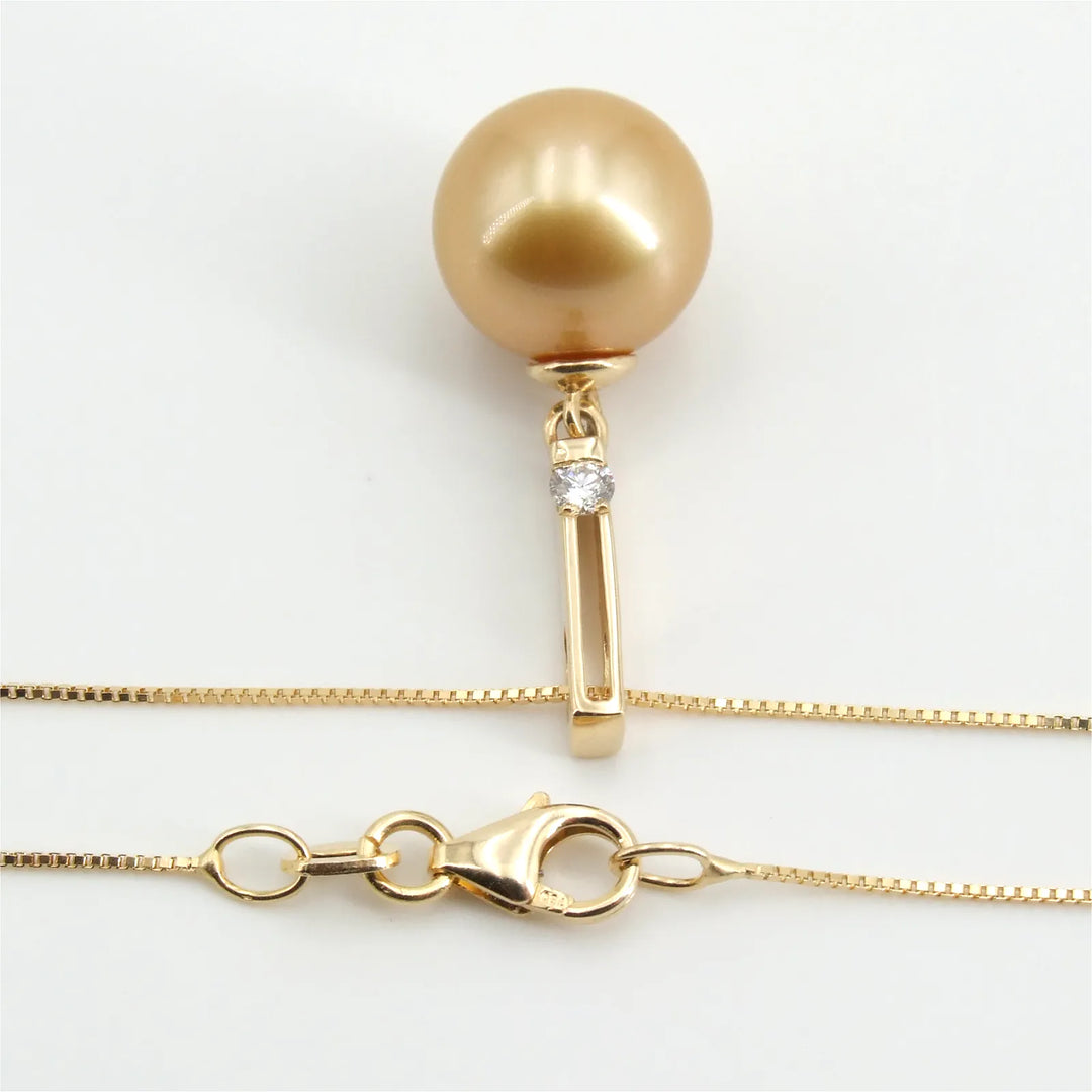 Perlenanhänger mit Diamant