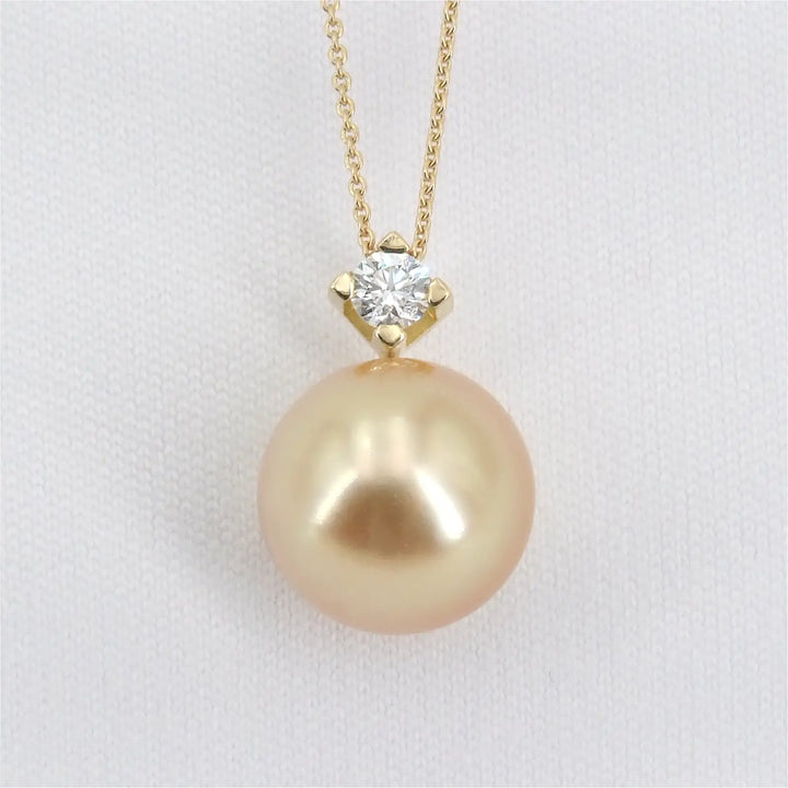Diamantcollier mit Südseeperle