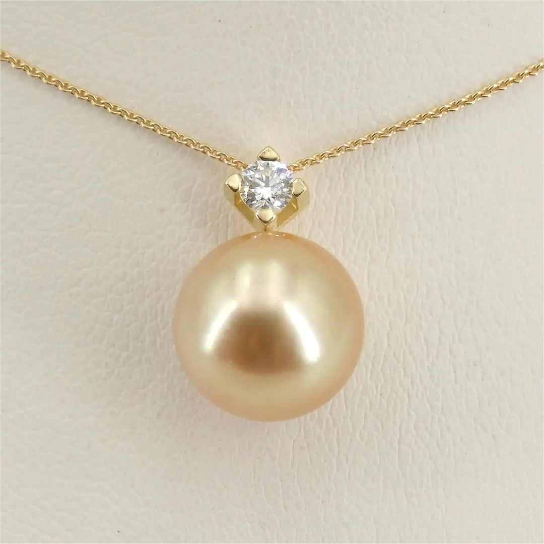 Diamantcollier mit Südseeperle
