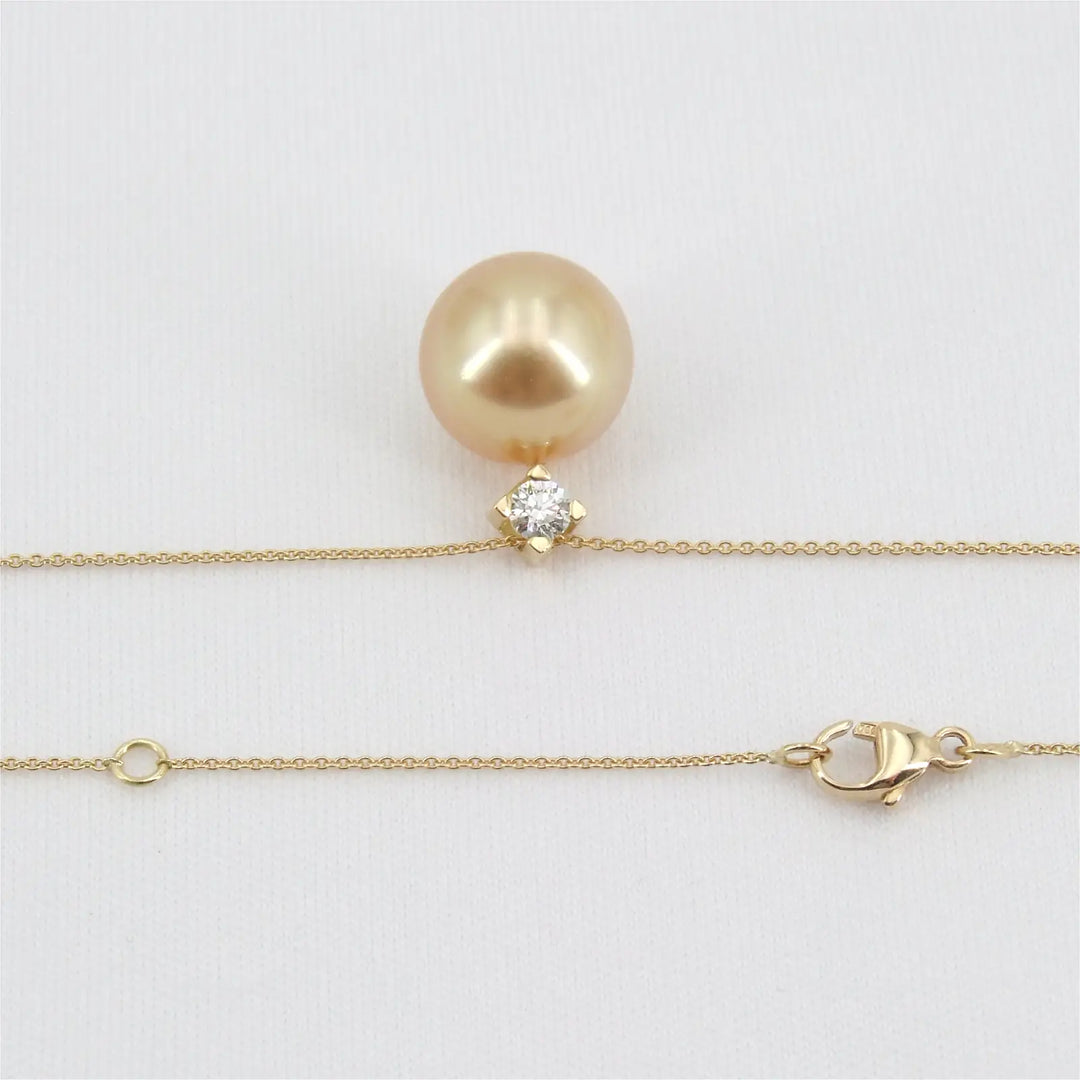 Diamantcollier mit Südseeperle