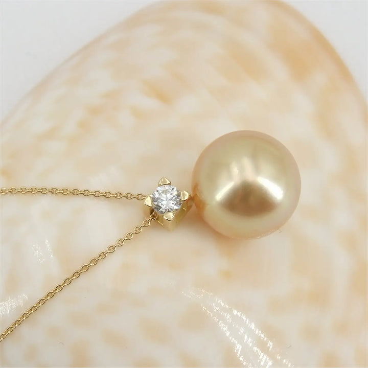Diamantcollier mit Südseeperle