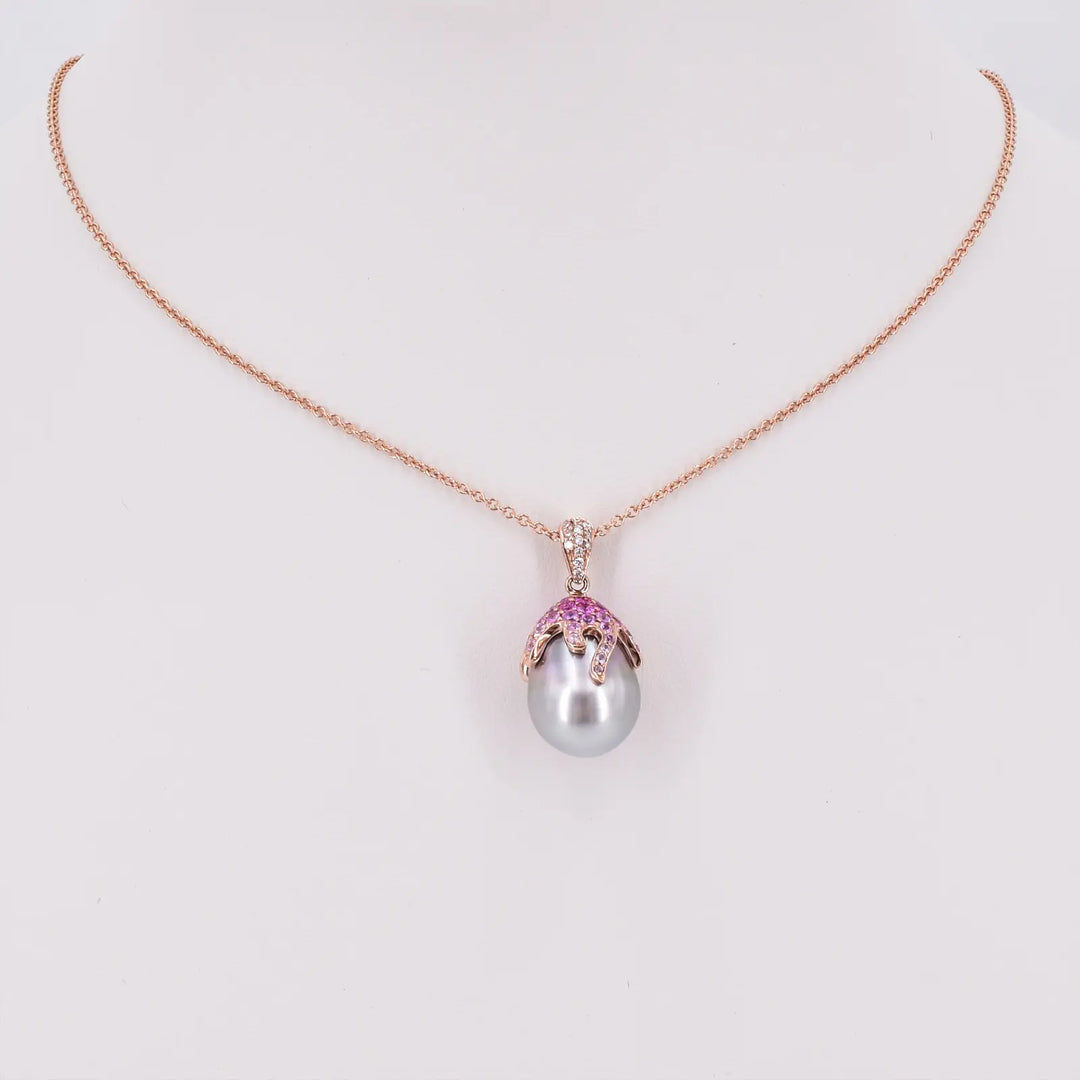 Roségold Tahitiperlen-Anhänger und Kette mit Diamanten &amp; Saphiren