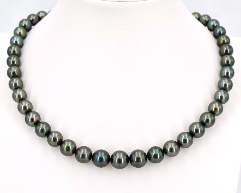 Tahitiperlen Kette pfauenfedergr�n 8.0 - 11.0 mm, AA+/AAA Qualit�t