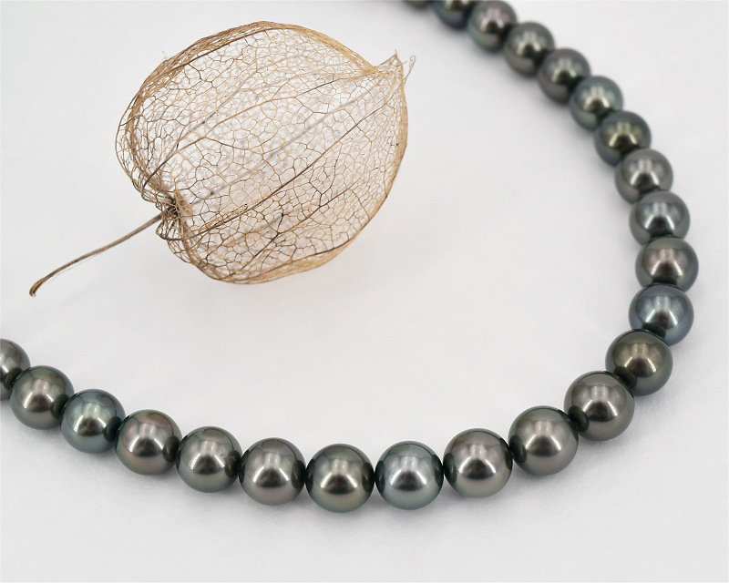 Grne Tahitiperlen Halskette direkt von der Perlenfarm