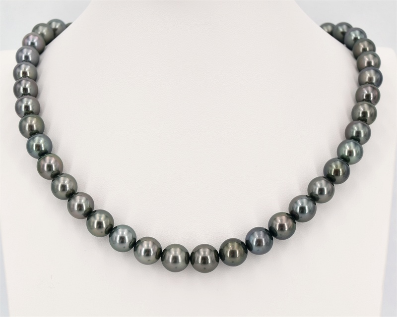 Grne Tahitiperlen Halskette direkt von der Perlenfarm