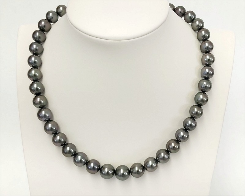 Kette Tahitiperlen, Pfauenfedergr�n 9.0 - 11.4 mm