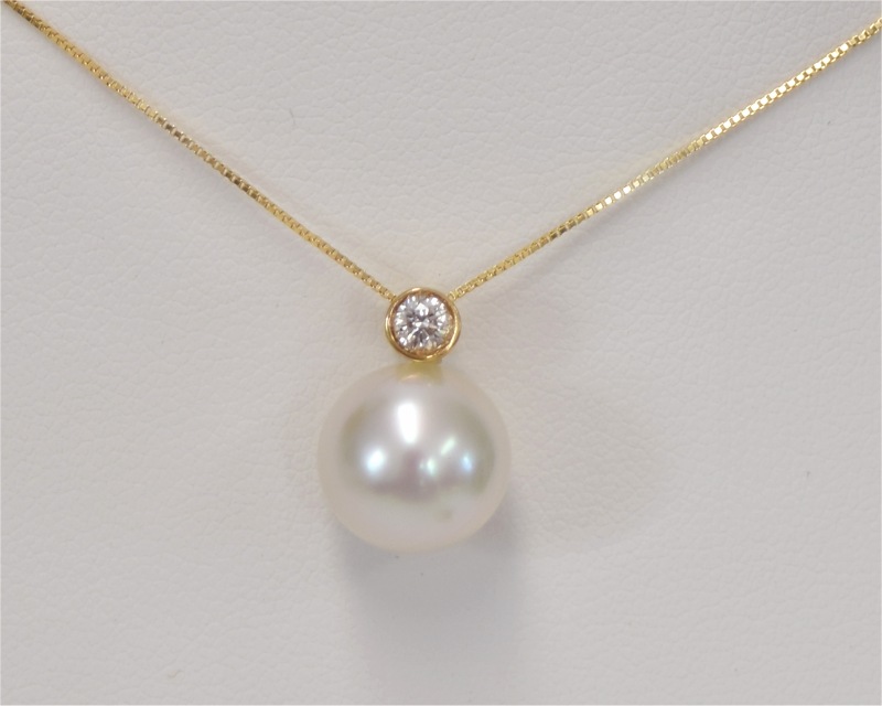 Gold Collier mit S�dsee Zuchtperle 9.0 - 10.0 mm